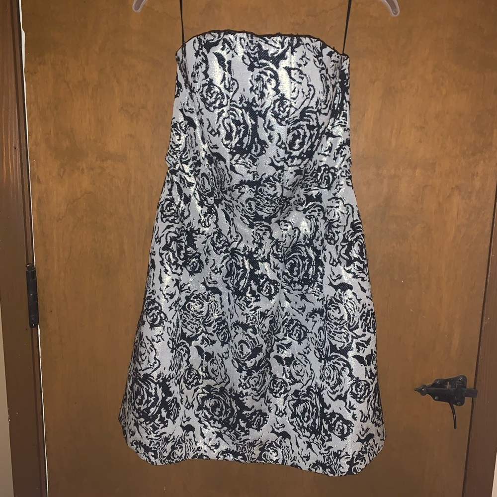 Strapless black & white short dress